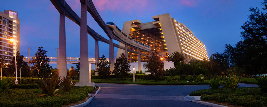 contemporary-resort-00-full